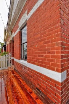 REdTRO House South Yarra - Whitsundays Accommodation 0