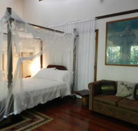 Oskars Rainforest Retreat - Whitsundays Accommodation