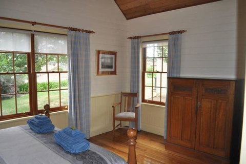 The Mill House Cottage - Whitsundays Accommodation 3