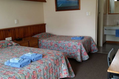 Terang Motor Inn - Whitsundays Accommodation 6