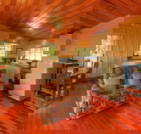 Island View Spa Cottage - Whitsundays Accommodation