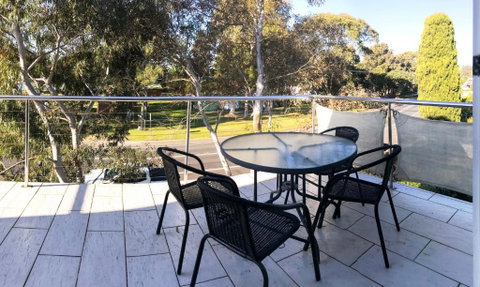 Unit 8 Boardwalk - Whitsundays Accommodation 2