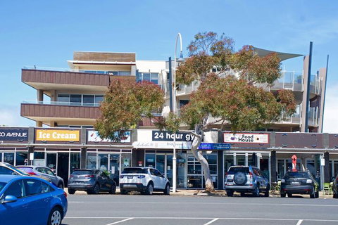 Rejuvenate At San Remo - Rejuvenate Stays - Whitsundays Accommodation 2