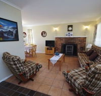 Fravent House - Whitsundays Accommodation