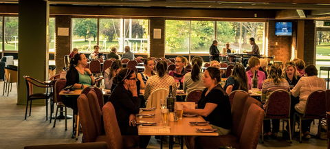 Yowani Country Club - Whitsundays Accommodation 1