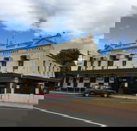 Royal Exchange - Whitsundays Accommodation