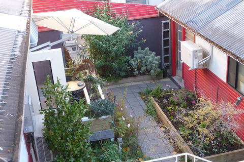 A Colourcity Apartments - Whitsundays Accommodation 1