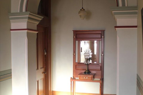 Turret House - Whitsundays Accommodation 2