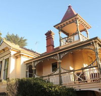 Turret House - Whitsundays Accommodation