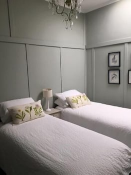The Bundanoon Guest House - Whitsundays Accommodation 5