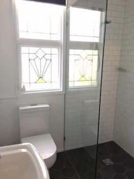The Bundanoon Guest House - Whitsundays Accommodation 6