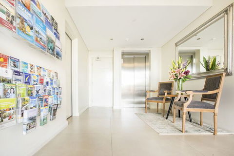 Zappeion Apartments - Whitsundays Accommodation 3