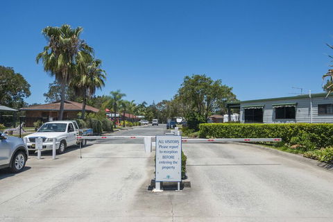 Yamba Waters Holiday Park - Whitsundays Accommodation 2
