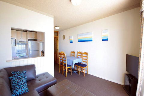 Avilla Court 1 - Whitsundays Accommodation 4