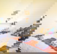 Mataro Cottage - Whitsundays Accommodation