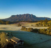 Carinya Farm Holiday Retreat - Whitsundays Accommodation