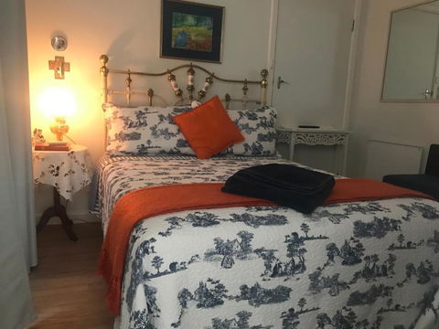 Yellow Gum Bed & Breakfast - Whitsundays Accommodation 5