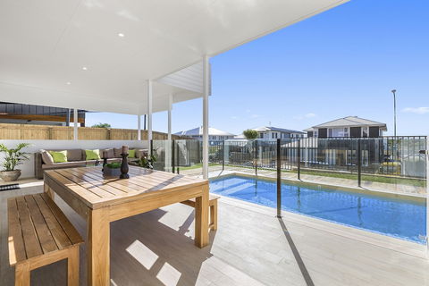 Sun Dream Palace Tweed Coast Holidays - Whitsundays Accommodation 2