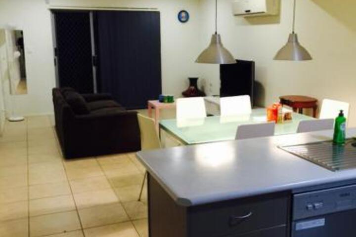 Woodridge QLD Whitsundays Accommodation