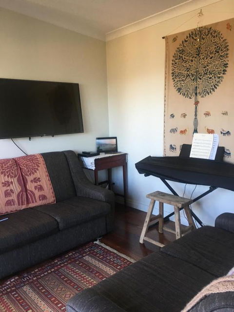 Lottis House - Whitsundays Accommodation 5