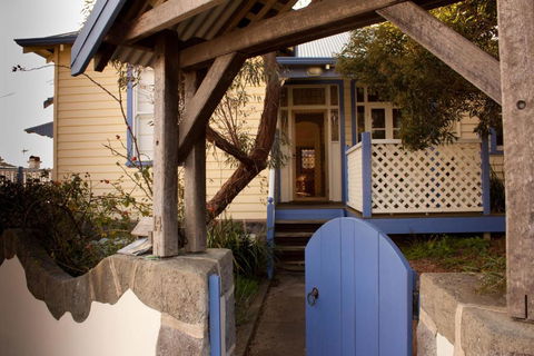 Lottis House - Whitsundays Accommodation 6