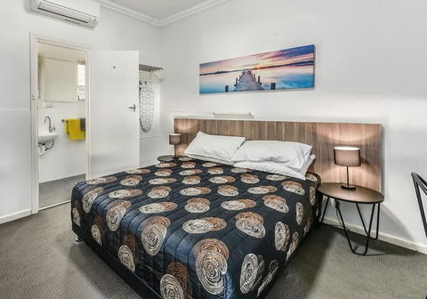 Rest Motels Naracoorte - Whitsundays Accommodation 0