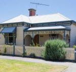 Abaleen House - Whitsundays Accommodation
