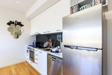 Bellerive Marina View Apartments NO 27 - Whitsundays Accommodation 4