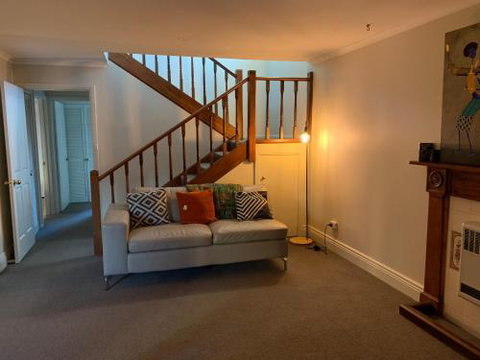 3 Batten Street - Whitsundays Accommodation 2