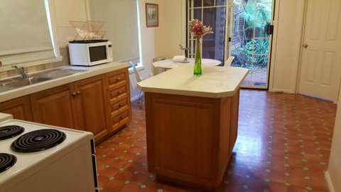 3 Batten Street - Whitsundays Accommodation 4