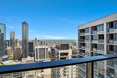 IFSuites (IFSTAYS) Upper West Side Apartment - Whitsundays Accommodation 3