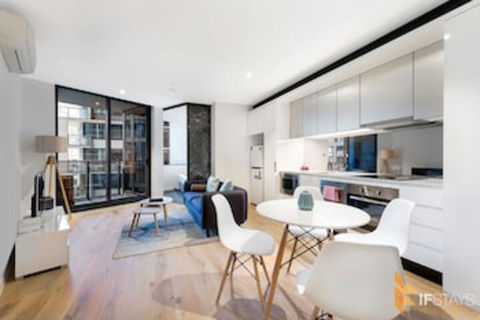 IFSuites (IFSTAYS) Upper West Side Apartment - Whitsundays Accommodation 0