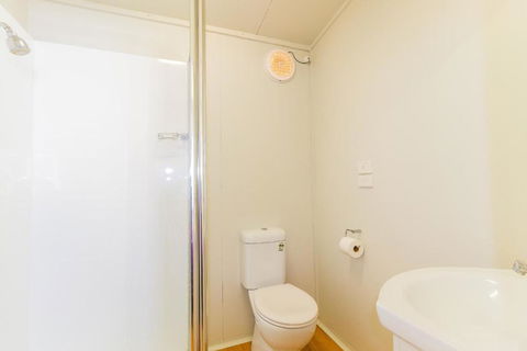 Riverside Cabin Park - Whitsundays Accommodation 5
