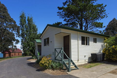 Rainbow Pines Tourist Caravan Park - Whitsundays Accommodation 6