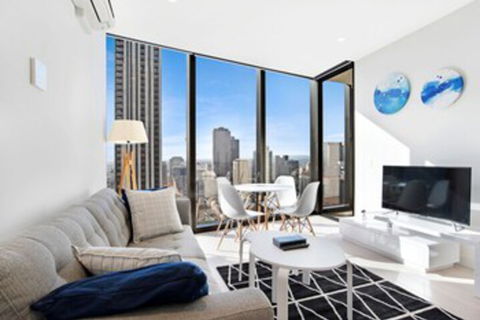 IFSuites (IFSTAYS) EQ Tower - Whitsundays Accommodation 0