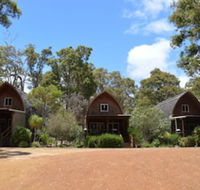 Jarrah Glen Cabins - Whitsundays Accommodation