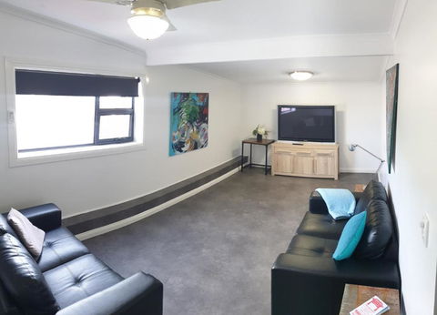 Aart Apartments - Whitsundays Accommodation 1