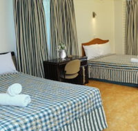 Queenslander Motel - Whitsundays Accommodation