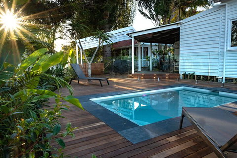 A PERFECT STAY - Bamboo Beach House - Whitsundays Accommodation 1
