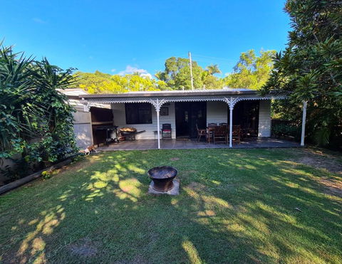 Riverbend Lodge - Whitsundays Accommodation 4