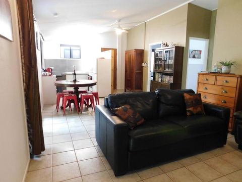 Riverbend Lodge - Whitsundays Accommodation 6