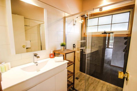 Halinka Lodge - Whitsundays Accommodation 3