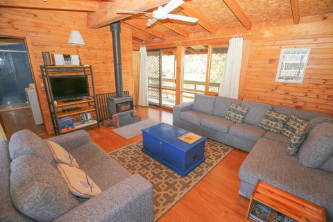 The Cabin - Whitsundays Accommodation 5