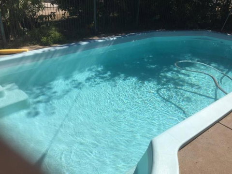 Golden West Motor Inn - Whitsundays Accommodation 4