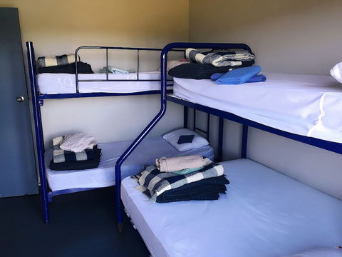 The 13th Apostle Backpackers - Whitsundays Accommodation 5
