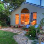 The Avenue At Montville Cottage - Whitsundays Accommodation 0