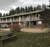 Cooba Holiday Motel - Whitsundays Accommodation