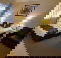 The Palms Motel - Whitsundays Accommodation