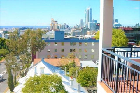 Colin St. Apartment - Whitsundays Accommodation 7