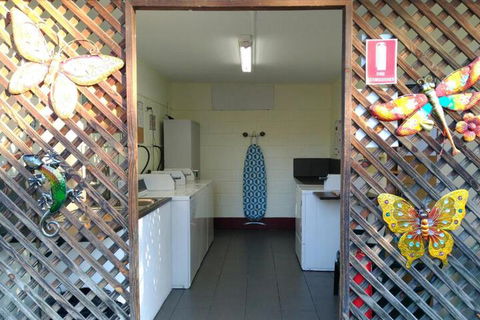 Rose City Caravan Park - Whitsundays Accommodation 3